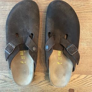 Chocolate brown Birkenstock Boston clog size 40 worn a few times